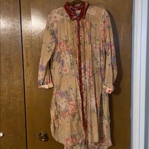 Aratta- Silent Gourney duster